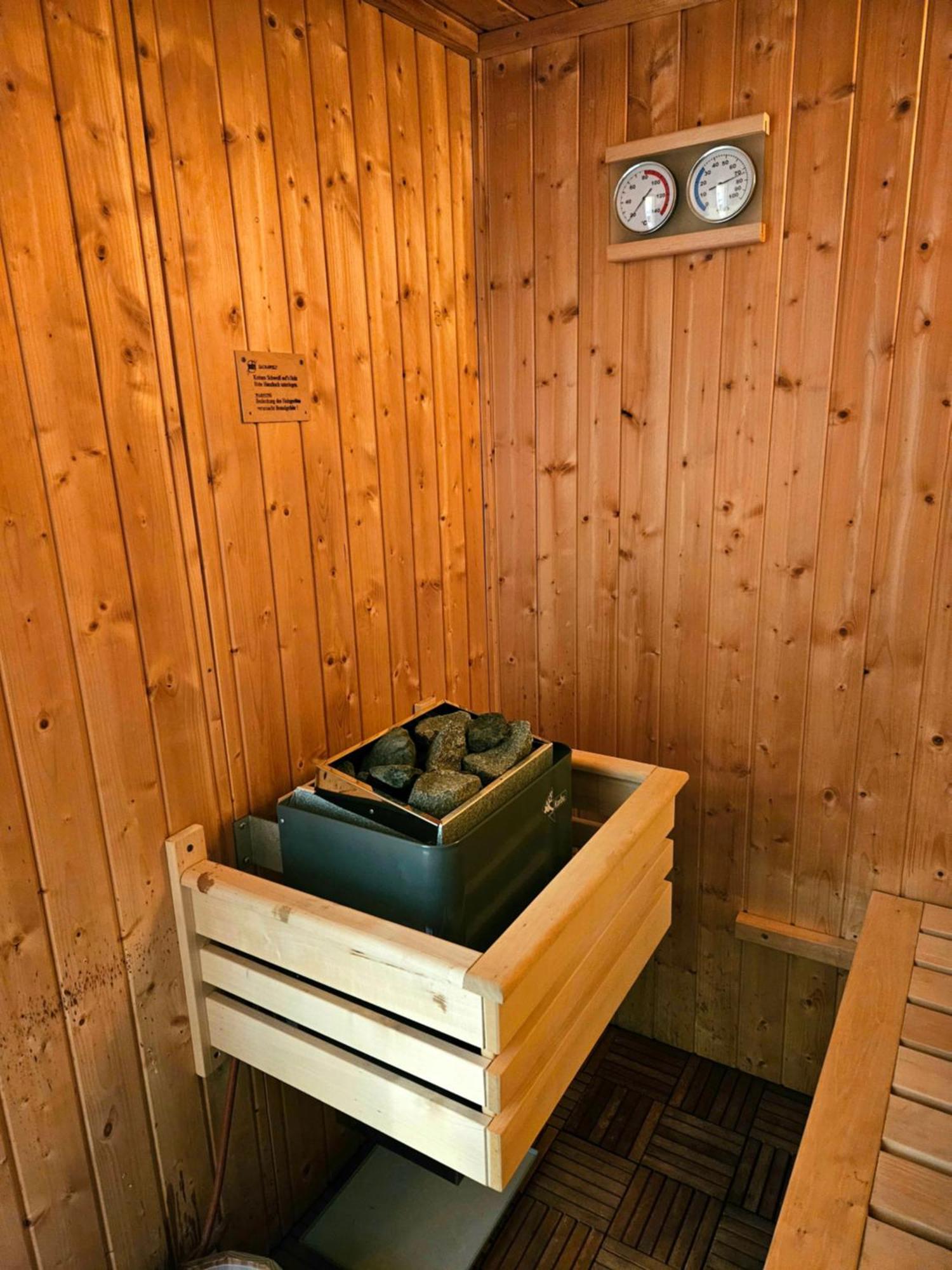 Gemuetliche Fewo Mit Sauna Inmitten Der Berge Meiringen Exterior foto